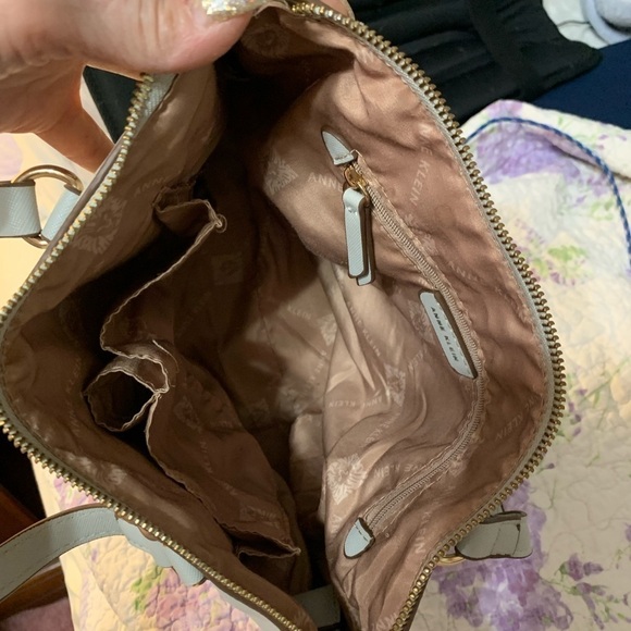 Anne Klein satchel - Picture 8 of 8